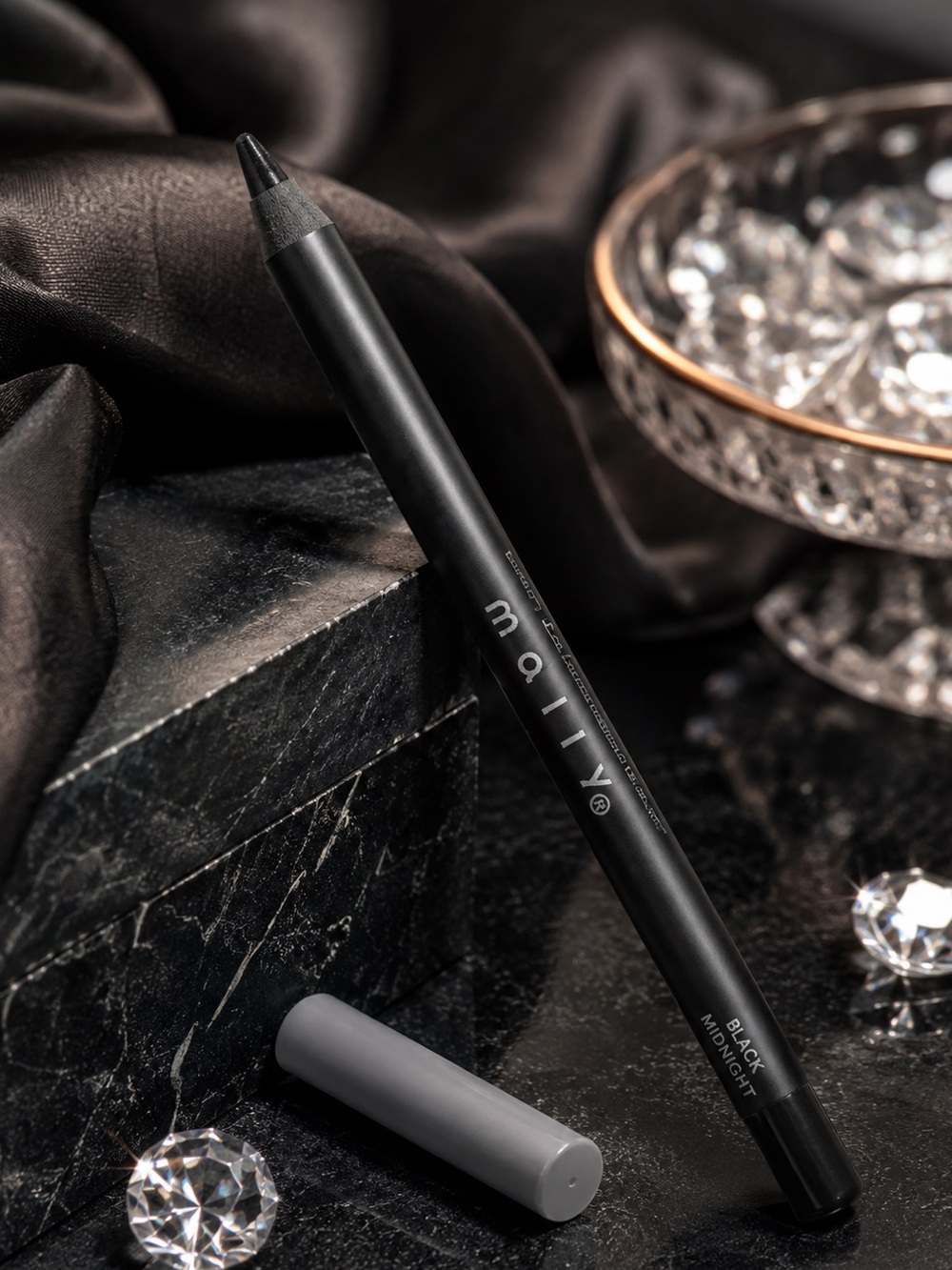 Mally Evercolor Starlight Waterproof Liner – Black Midnight  🖤